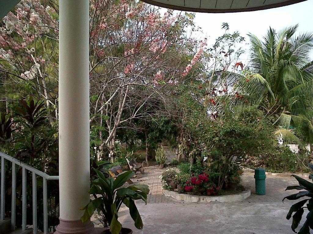 Kasem Garden Hotel Surin Ban Nong Tao Exterior foto
