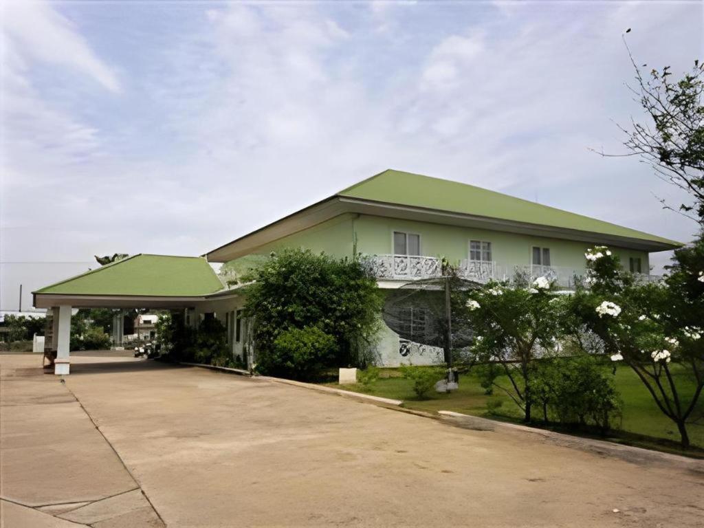 Kasem Garden Hotel Surin Ban Nong Tao Exterior foto