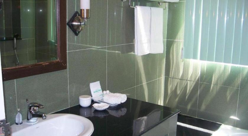 Kasem Garden Hotel Surin Ban Nong Tao Exterior foto